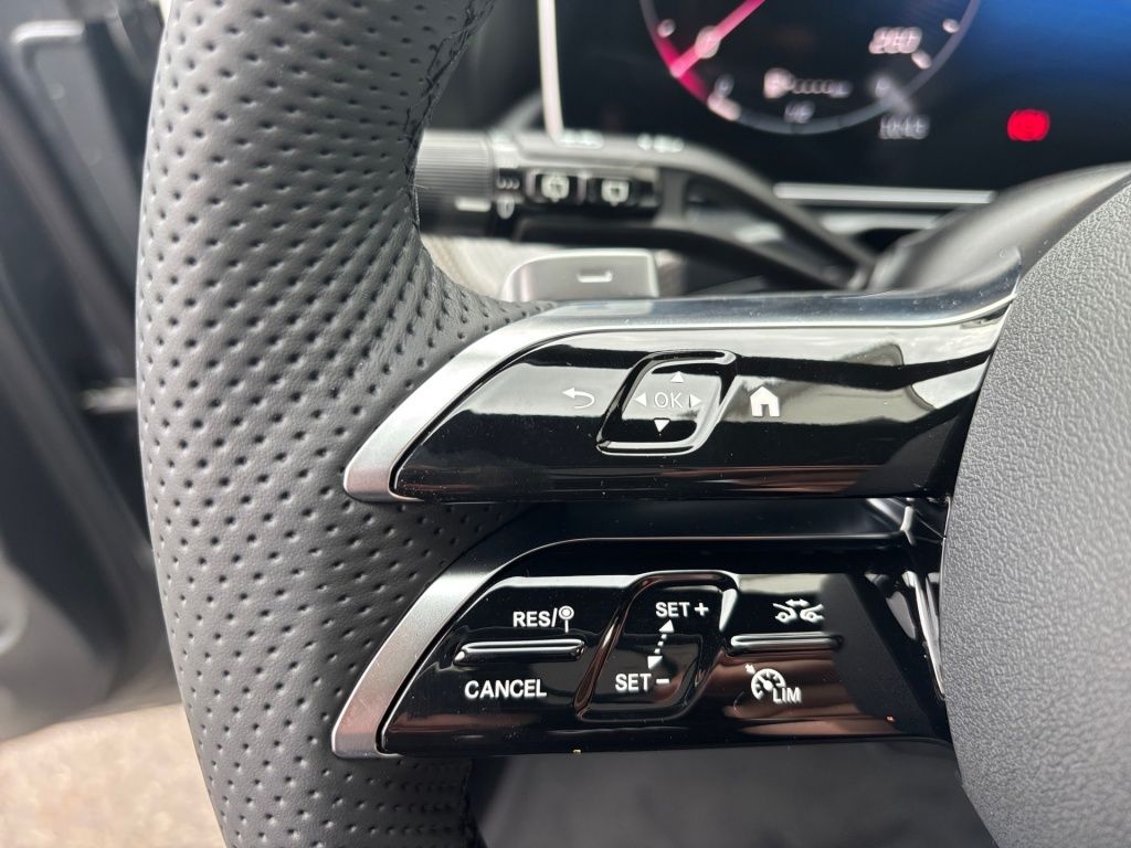 Fahrzeugabbildung Mercedes-Benz C 180 T-Modell AMG NIGHT AHK SOUND DISTR Memory
