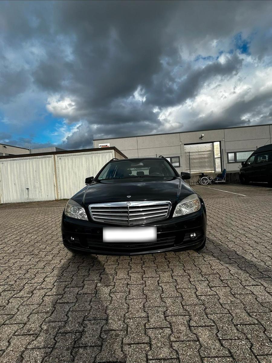 Mercedes-Benz C200, 2009