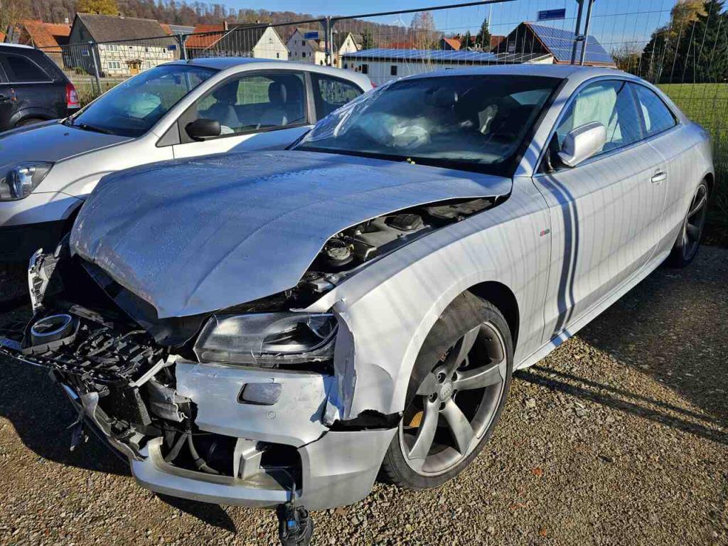 Audi A5 Coupe 2.0 TFSI S Line Motor NEU