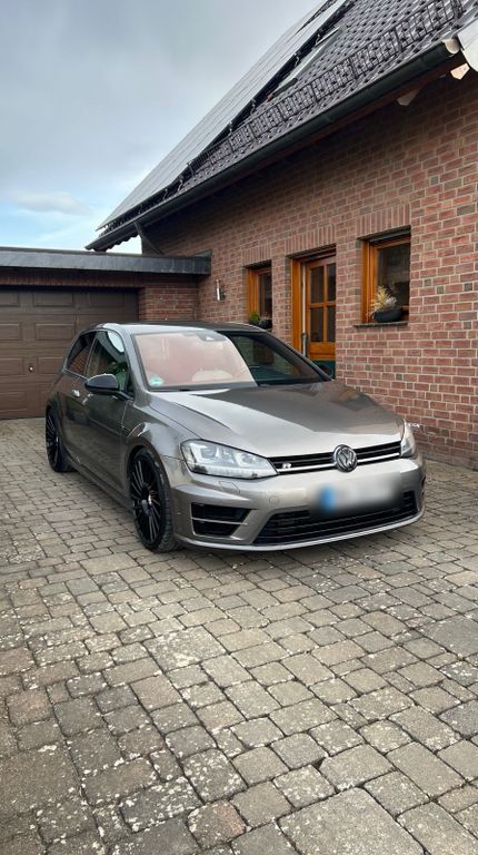 Image of Volkswagen Golf