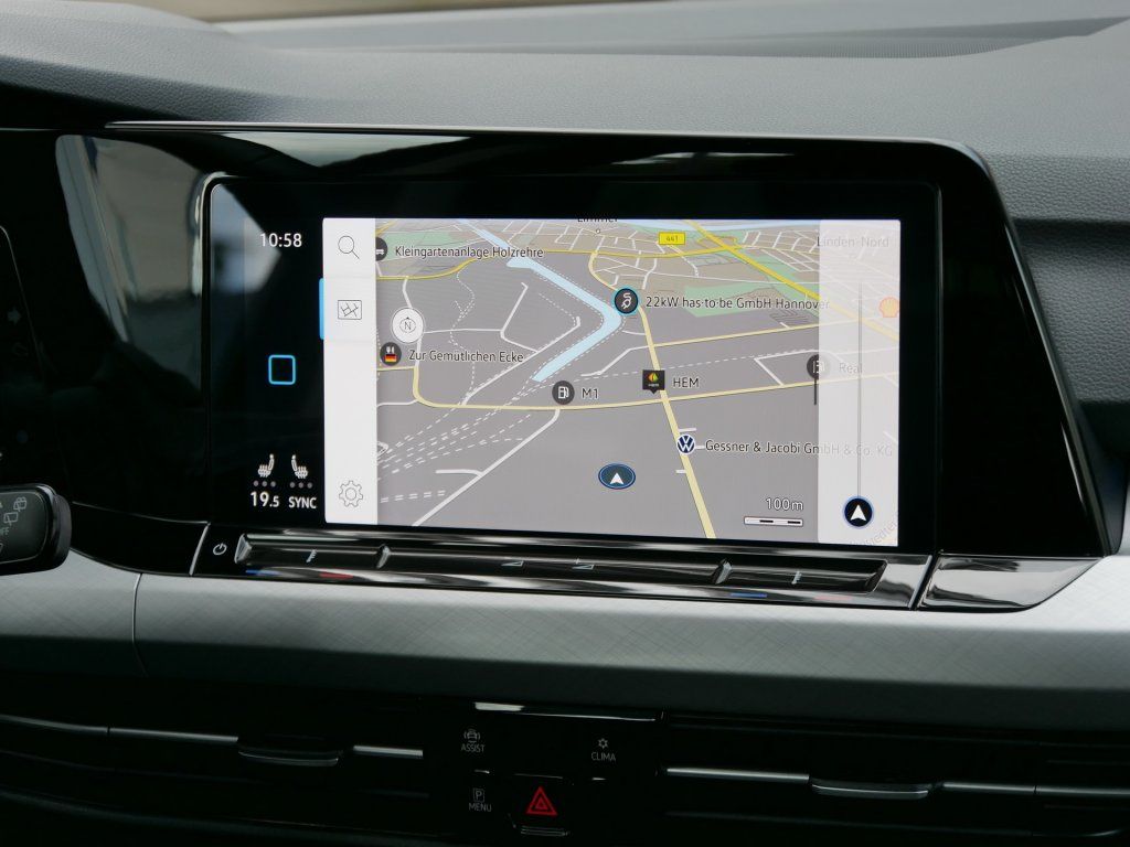 Fahrzeugabbildung Volkswagen Golf Variant 2.0 TDI Life ACC Navi SHZ AppConnec