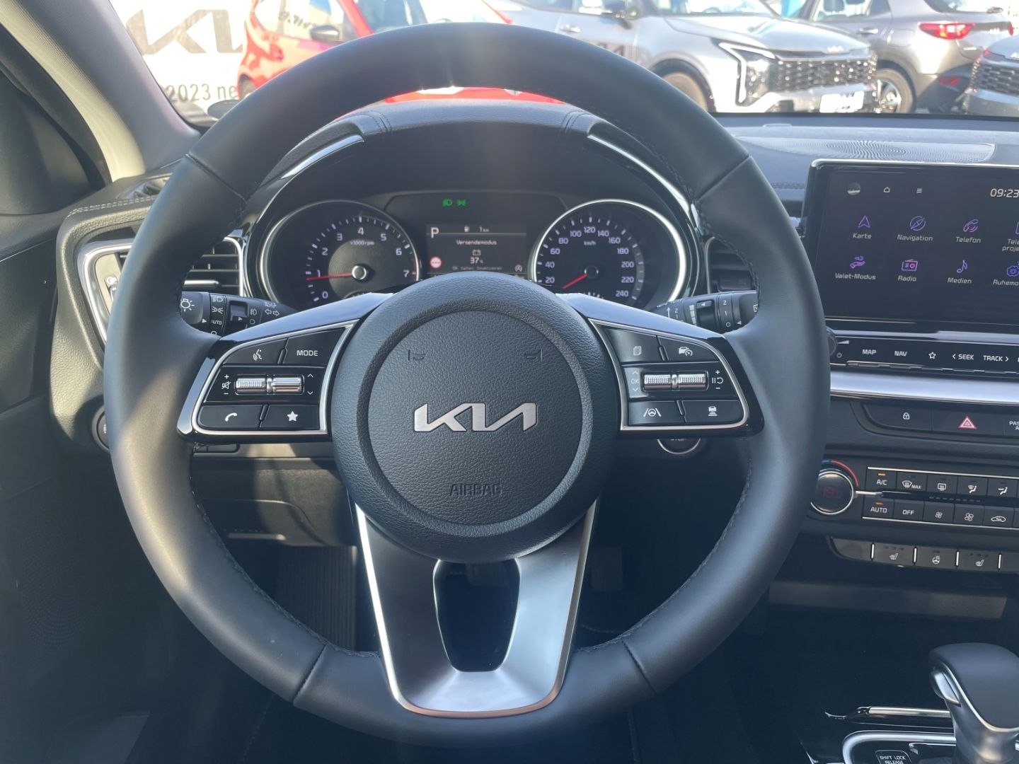 Fahrzeugabbildung Kia Ceed Ultimate Edition DCT,JBL,LED, Kamera,Tot.Wi