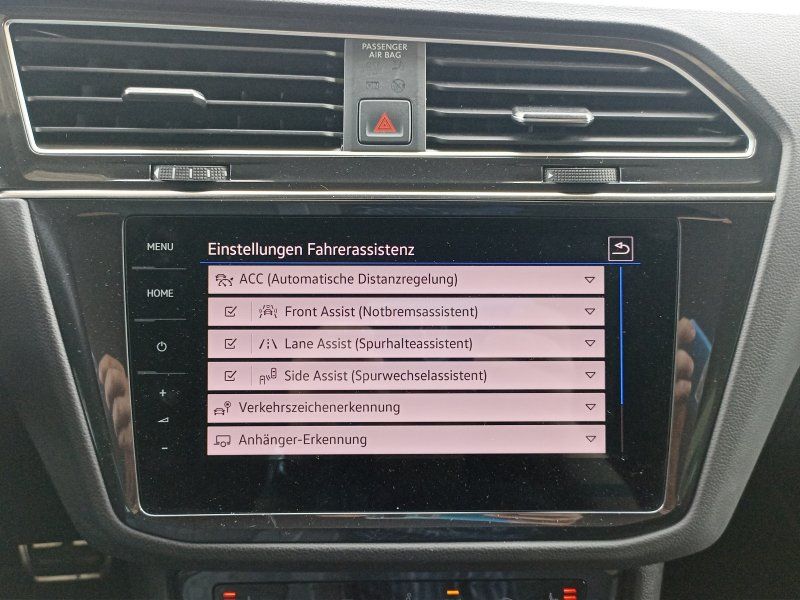 Fahrzeugansicht 13 Fahrzeugabbildung Volkswagen Tiguan 2.0 TDI R-Line DSG ACC+MATRIX-LED+NAVI+K