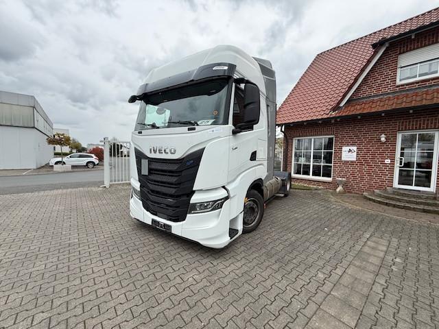 Iveco S-Way 440S460 LNG*RETARDER*STANDKLIMA*LOW LINER*