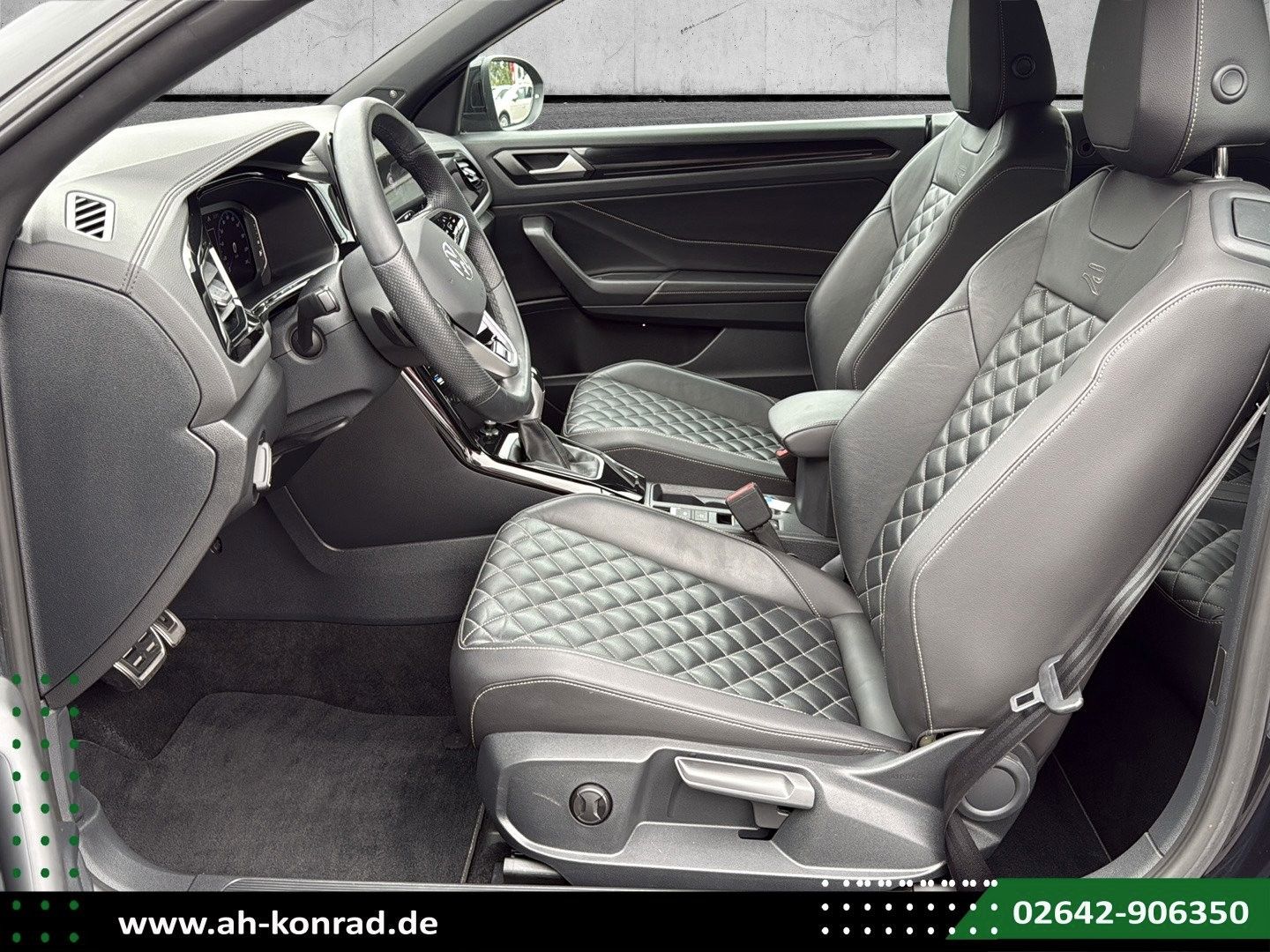 Fahrzeugabbildung Volkswagen T-RocCabrioletR-Line1,5 l TSI*IQDRIVE*RCAM*NAVI*