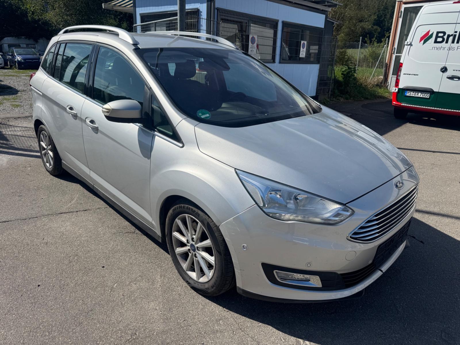 Ford Grand C-Max 2,0TDCi 110kW Titanium