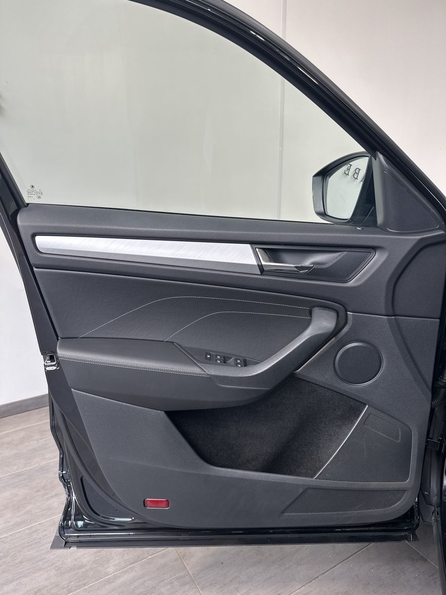 Fahrzeugabbildung SKODA Kodiaq Ambition NAV+LED+ACC+AHK+KAMERA+CARPLAY