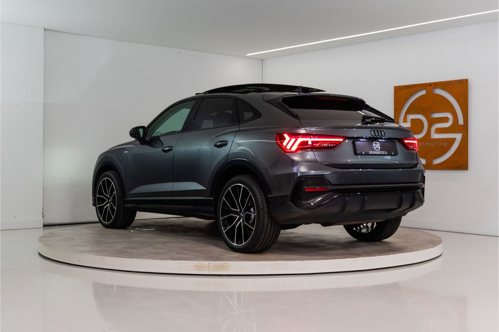 Audi Q3 Sportback 45 TFSI e Edition 245PK | Pano | Sf imagem 3