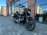 Harley-Davidson FLSB Sport Glide mit vielen Extras und Garantie - Motorräder in Bielefeld