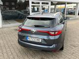 Renault Megane Grandtour BUSINESS TCe 140 EDC (GJR/EASY) - Renault Megane: Edc