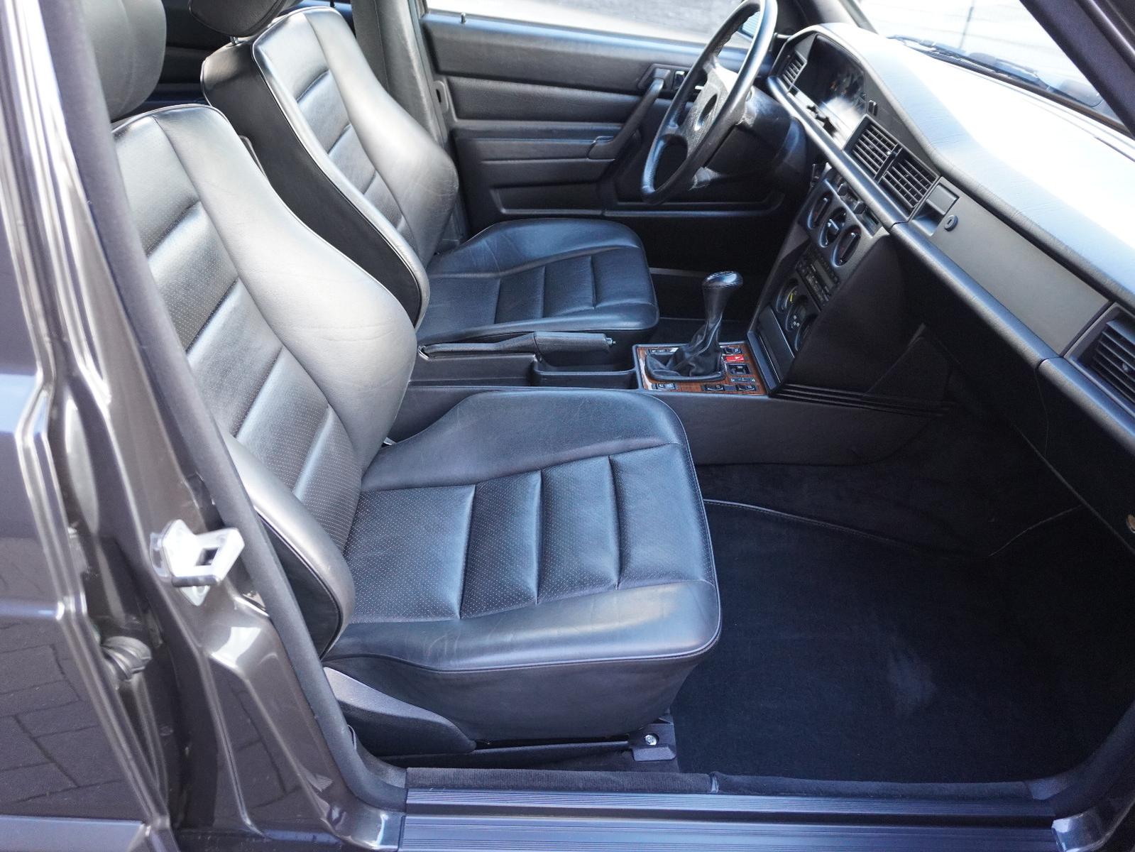 Mercedes-Benz 190 E 2,3 16 V