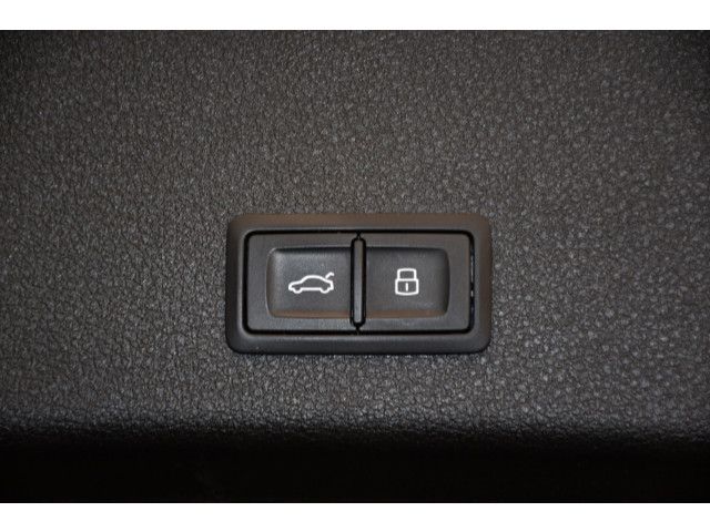 Audi e-tron - Bild 11