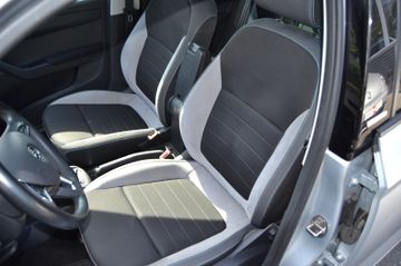 Fahrzeugabbildung SKODA Fabia Joy Aus 1 .Hand/Tüv NEU/