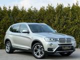 BMW X3 xDrive 30 d-AUT*1.HAND*NAVI*LEDER*TOP ZUSTAND - graue BMW X3