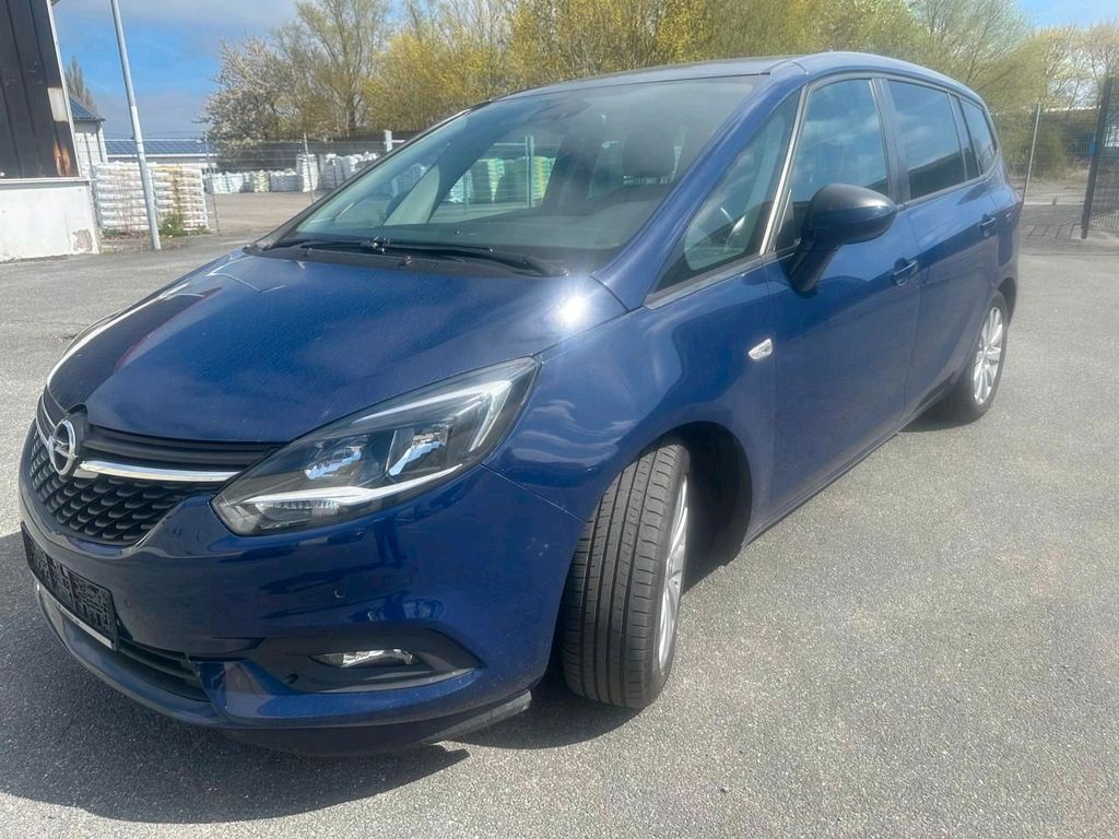 Image of Opel Zafira Tourer