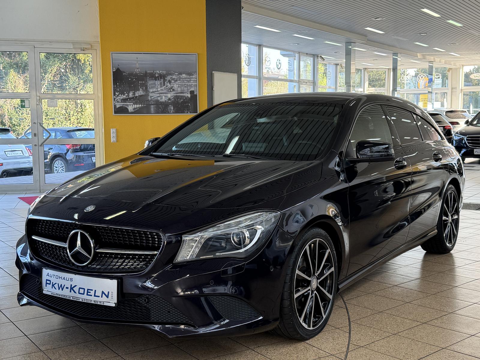 Mercedes-Benz CLA 200 Shooting Brake d*NAVi*Bi/XENON*PTS*NiGHT