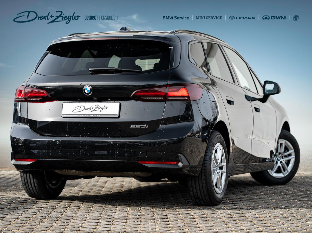BMW 220i Active Tourer AHK PANO Alarm RFK ShadowL