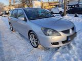 Mitsubishi Lancer 1.6 Kombi TÜV NEU * AHK - Mitsubishi Lancer: Kombi