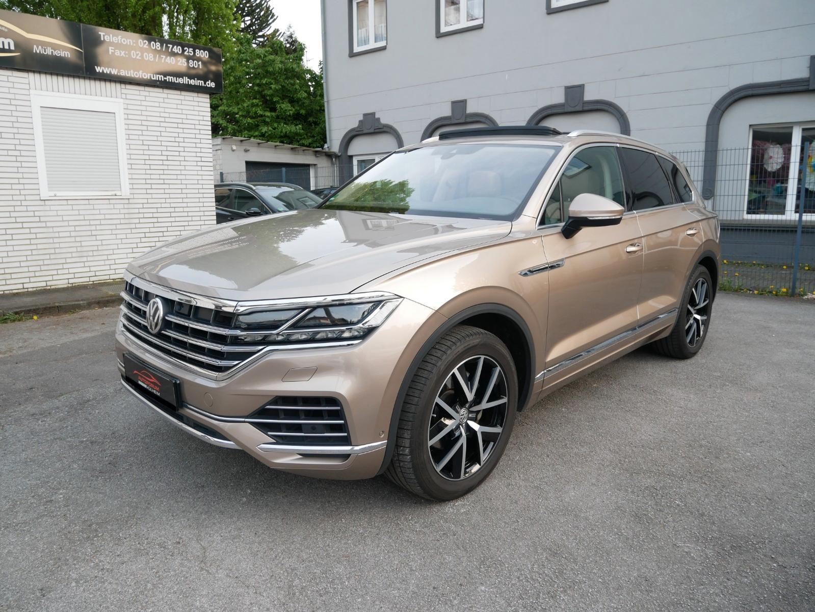Volkswagen Touareg Atmosphere 4Motion Matrix Pano Spur STHZ