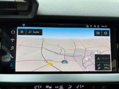 Fahrzeugabbildung Audi A3 Limousine 35 TFSI advanced S-Tronic Navi