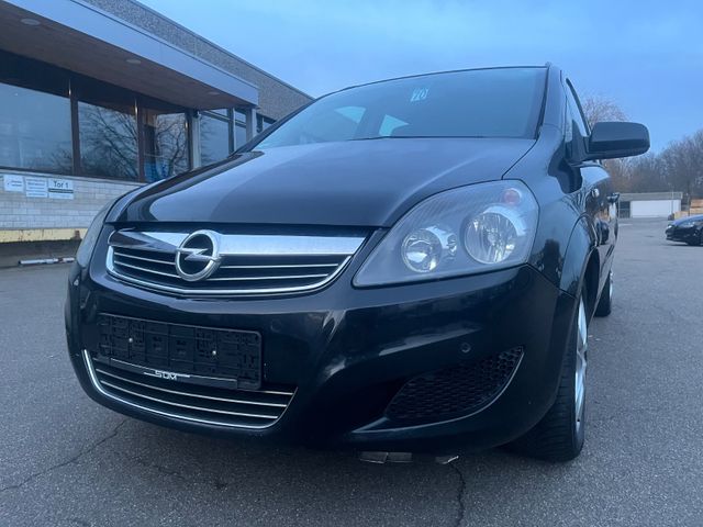 Opel Zafira B Family Plus