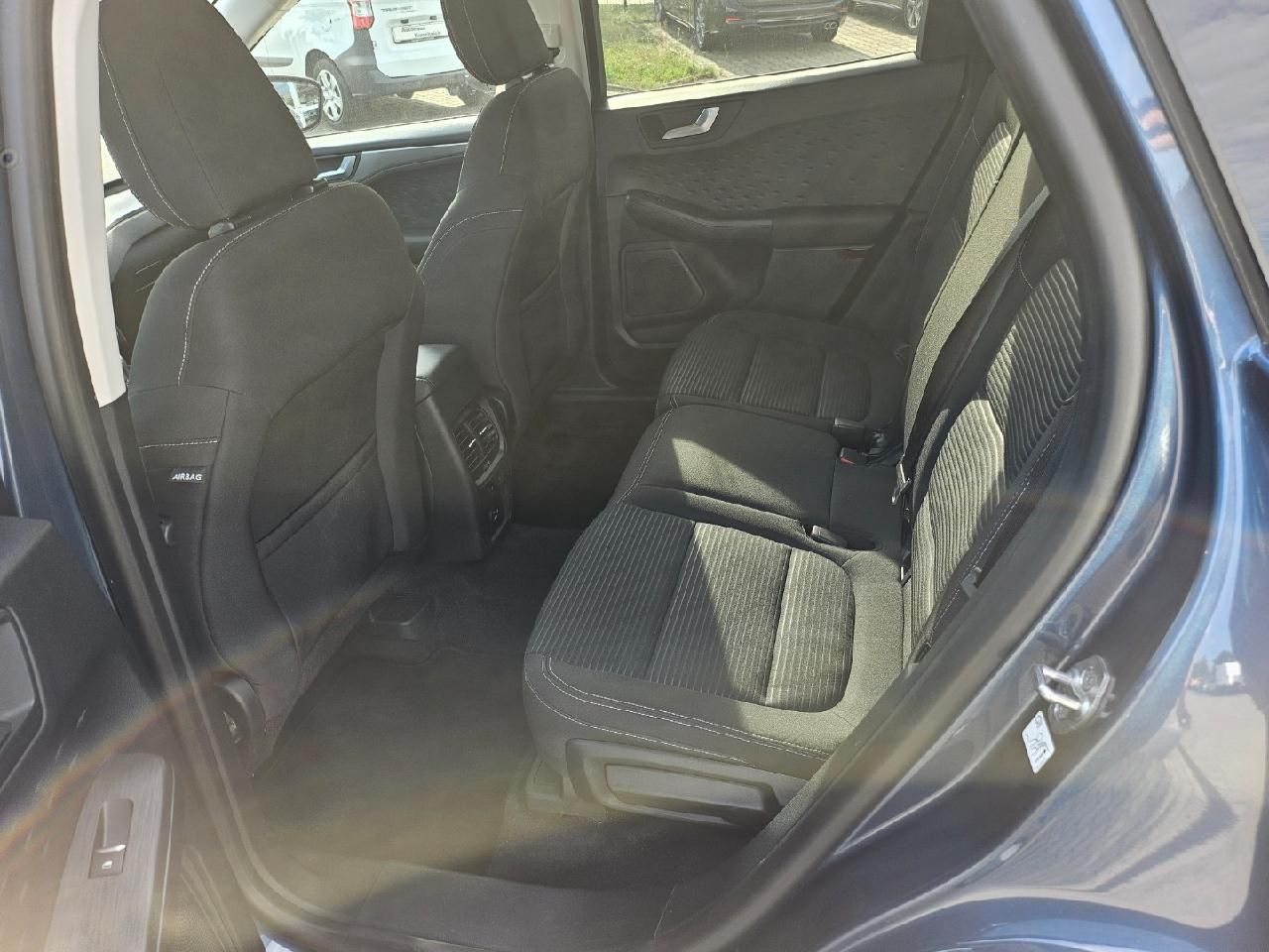 Fahrzeugabbildung Ford Kuga Titanium