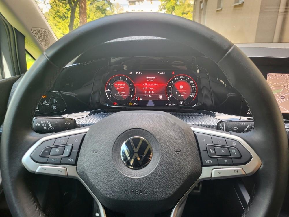 Volkswagen Golf TSI United 150PS 16"LM StdHz Navi AmbiL    