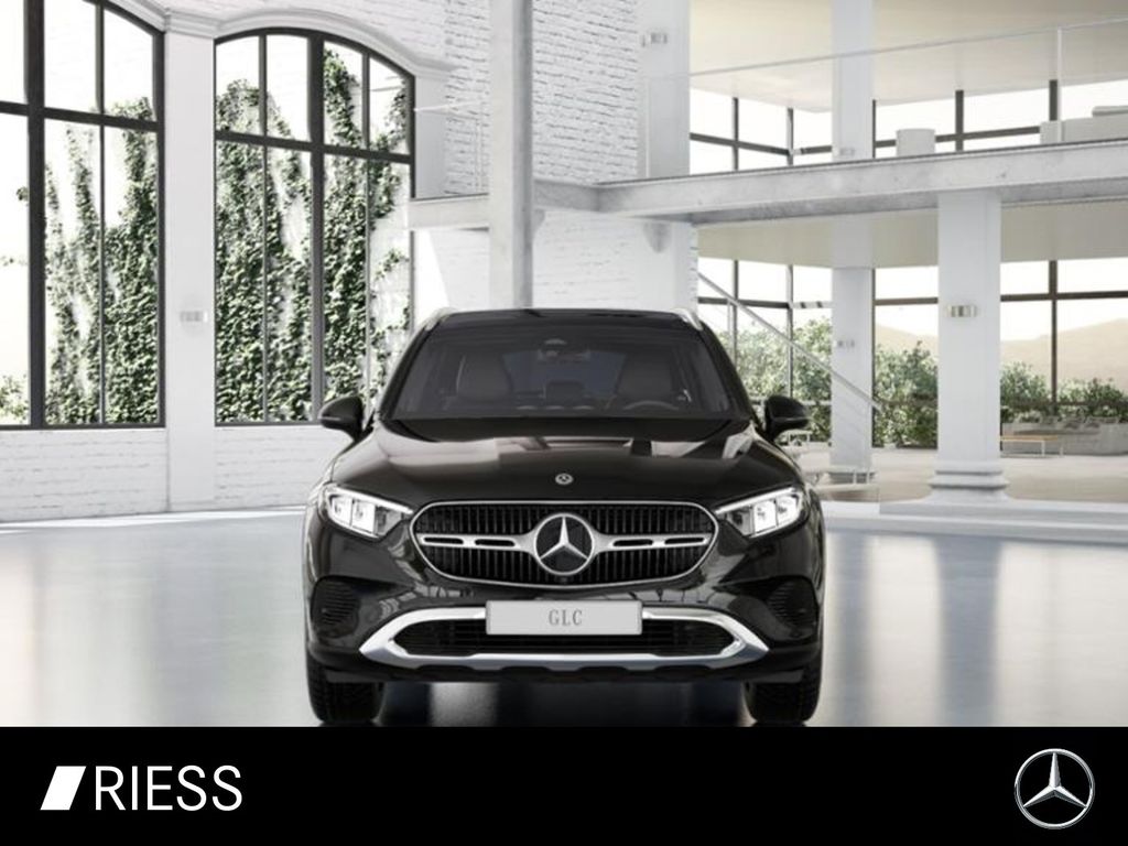 Image of Mercedes-Benz GLC 220