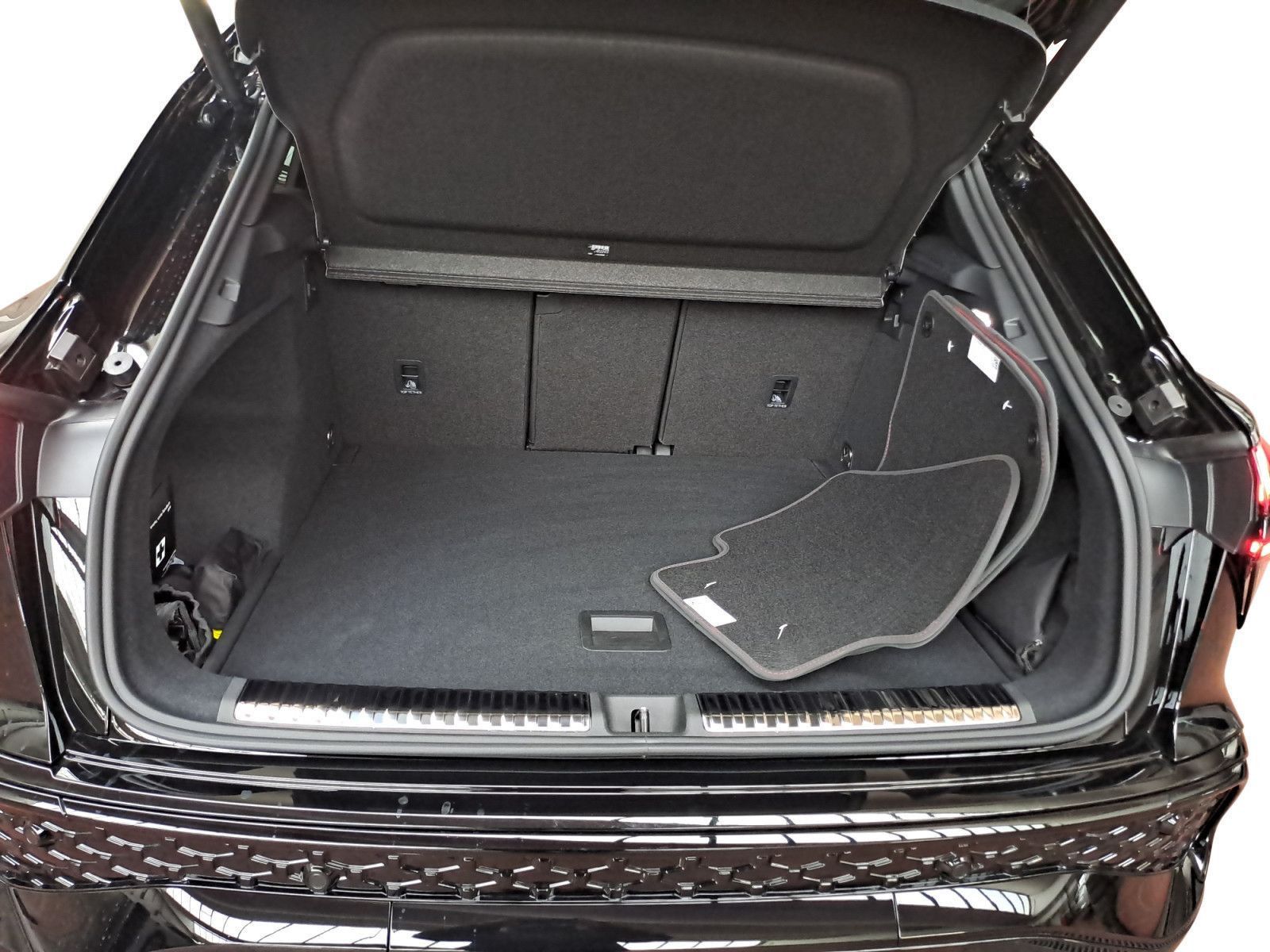 Audi Q3 - Bild 14