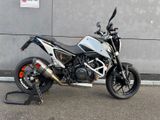 KTM 690 DUKE