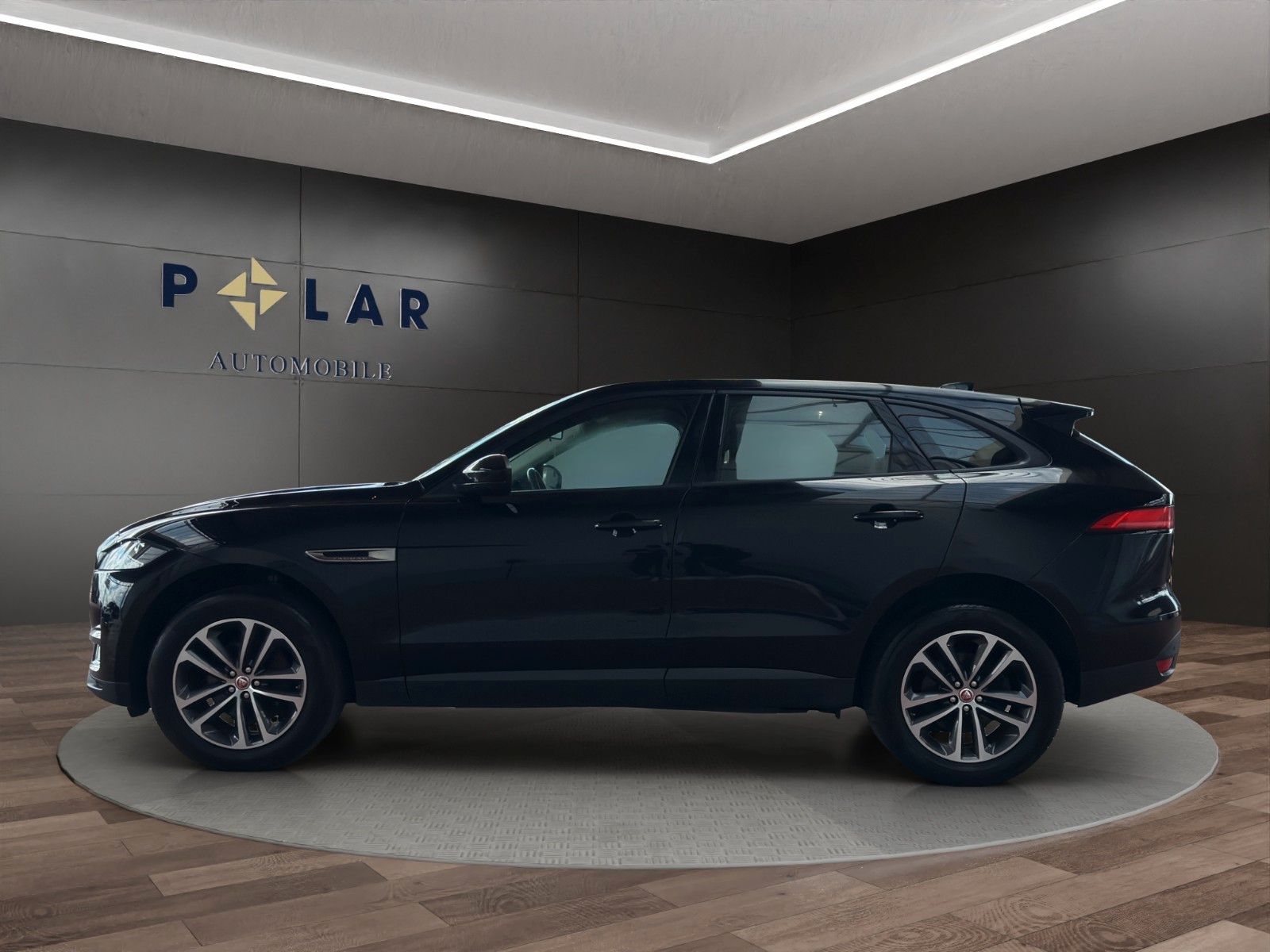 Fahrzeugabbildung Jaguar F-Pace*Allrad*Bi-Xen*Kamera*Ambiente*Tempo*Navi*
