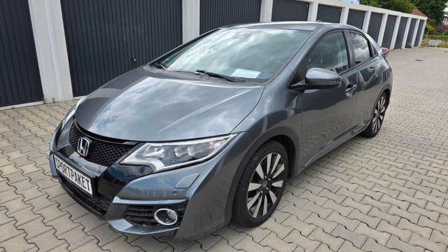 Honda Civic 1.6 i-DTEC Executive 5-türer 1. Hand!