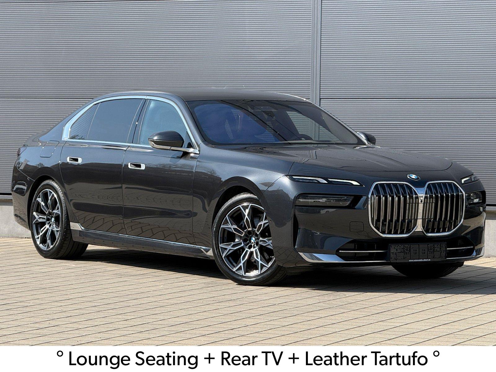 BMW 740d xDrive*Lounge Seating*TV*Pano Sky Lounge°