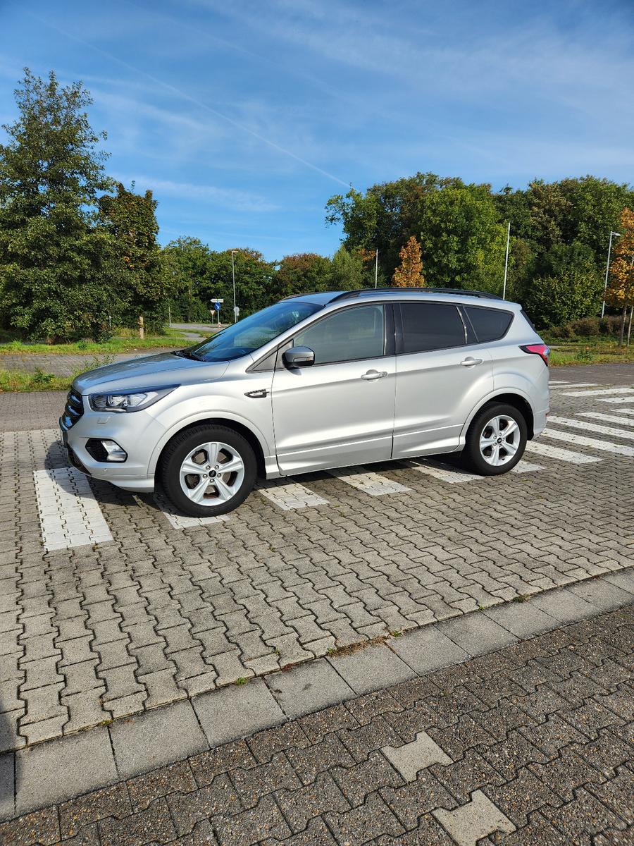 Ford Kuga 2,0 TDCi 4x4 132kW ST-Line PowerShift S...