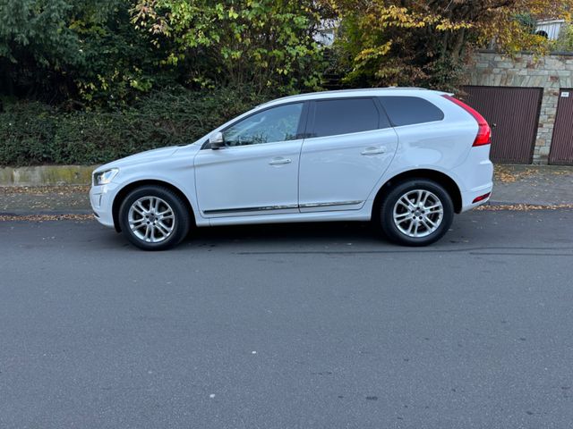 Volvo XC60 D4 AWD Summum Geartronic Summum