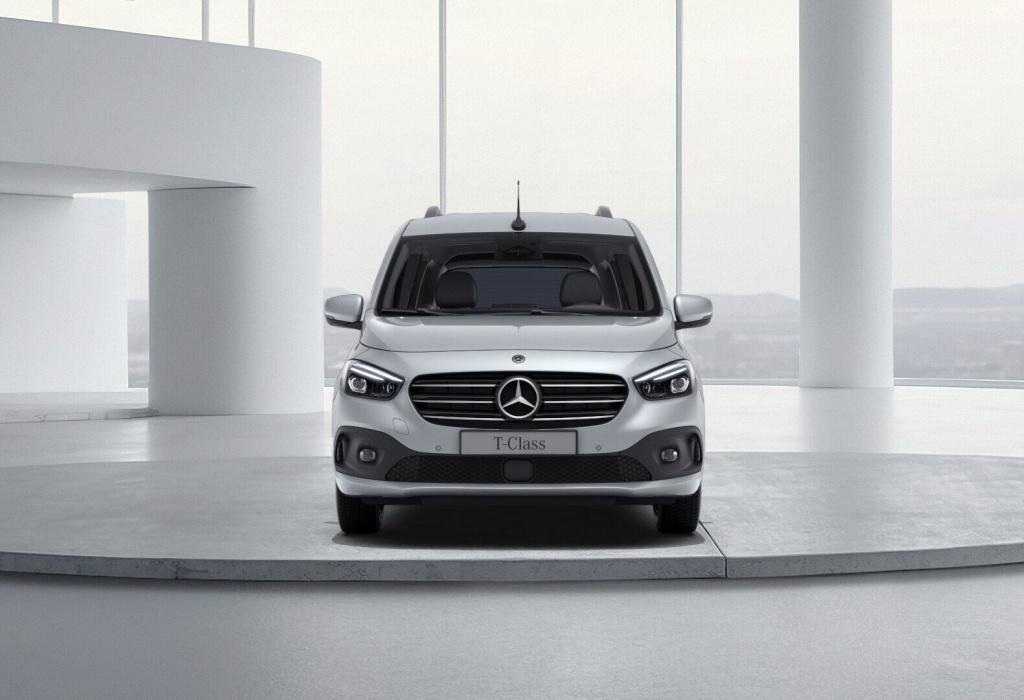 Mercedes-Benz T 180 d PROGRESSIVE NAVI+KAMERA+LED+MBUX