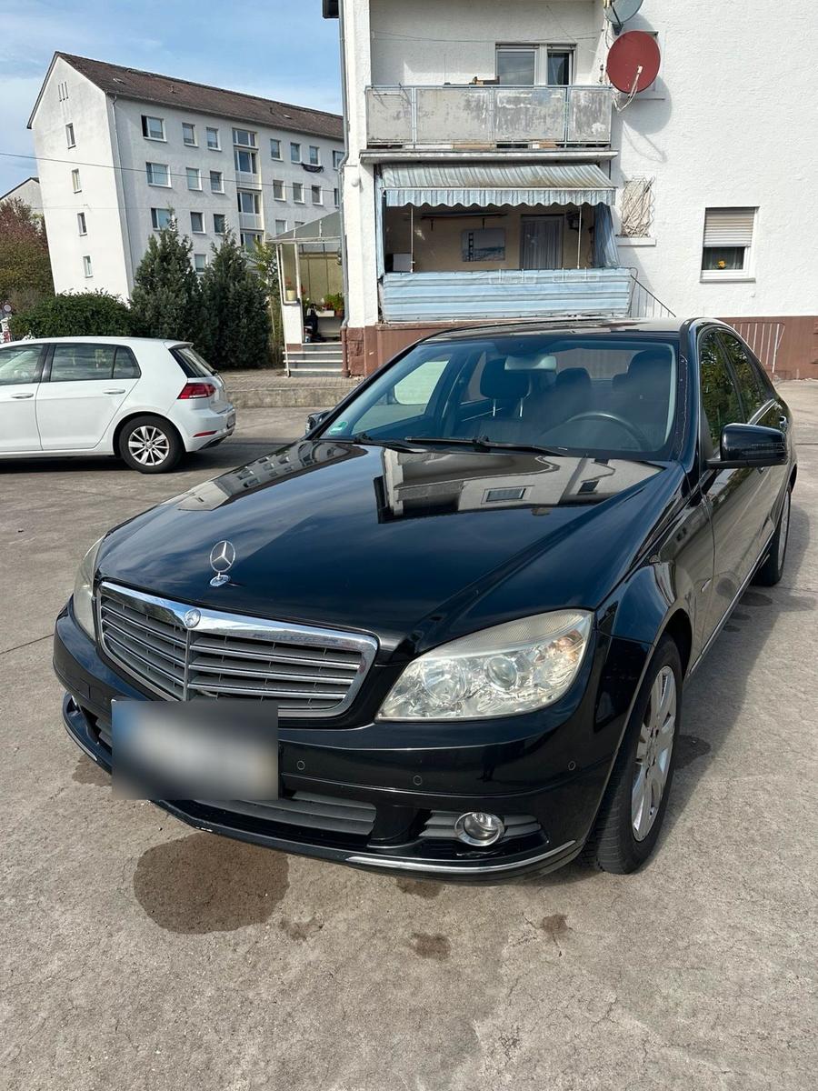 Mercedes-Benz C 180