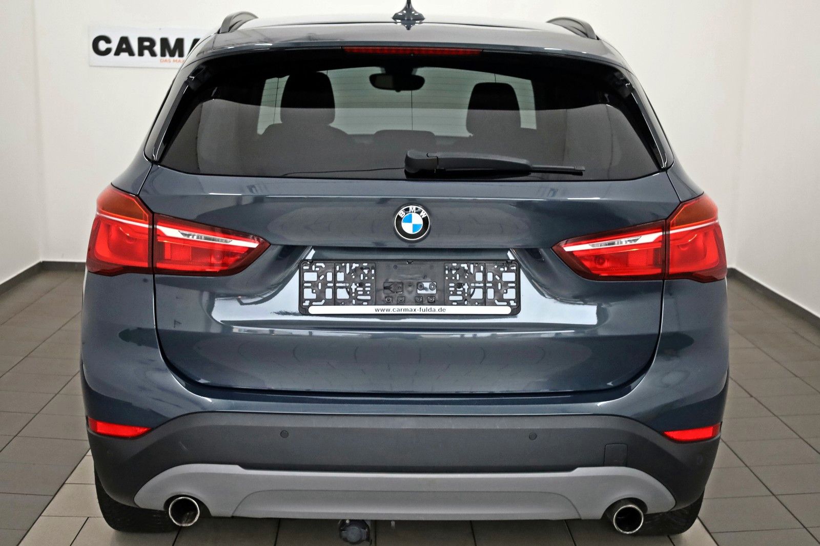 Fahrzeugabbildung BMW X1 xDrive 20i Advantage,PDC,Automatik,Scheckheft