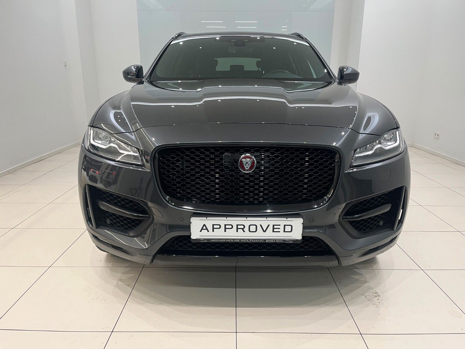 Fahrzeugabbildung Jaguar F-Pace 30d R-Sport AWD Panorama & 22" Rad