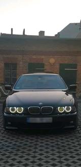 BMW-E39 528i - BMW 528 aus 2000: 528i