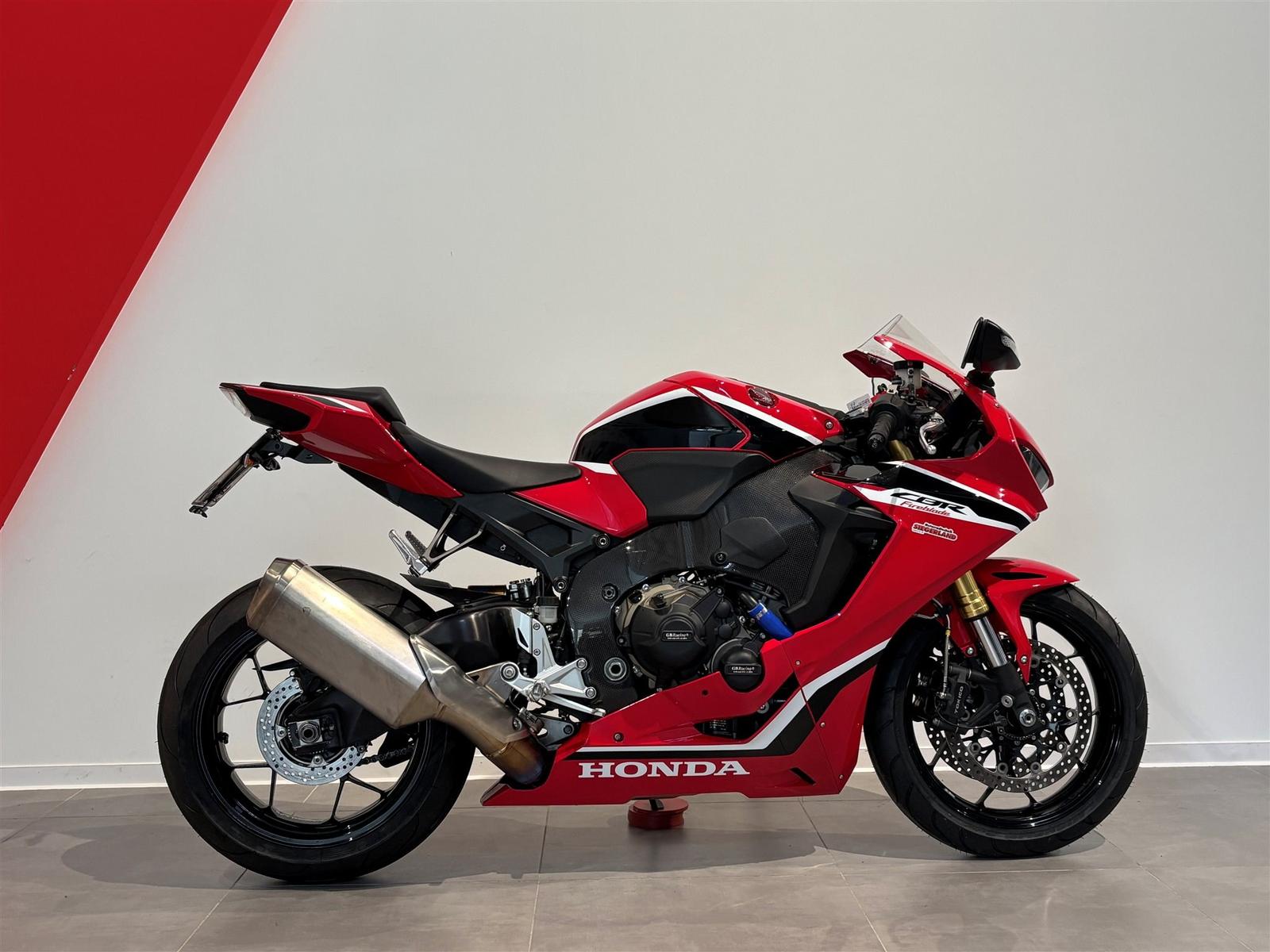 Honda CBR1000RR Fireblade