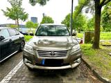 Toyota RAV 4 2,2-l-D-CAT 4x4 Executive Executive - Toyota RAV 4 aus 2011: Allradantrieb