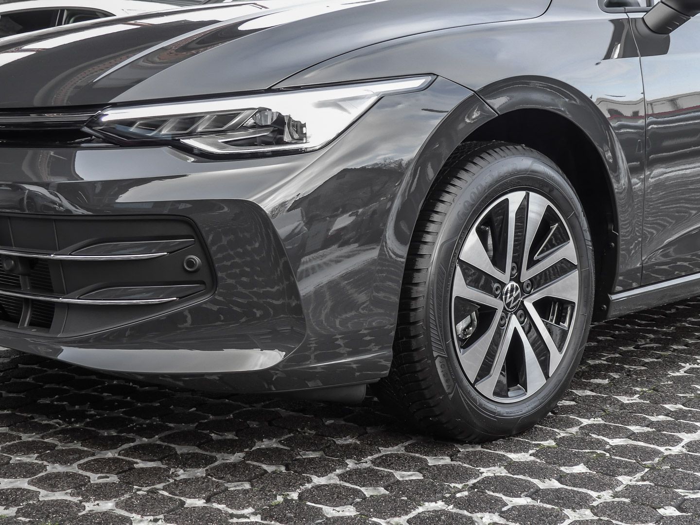 Volkswagen Golf - Bild 7