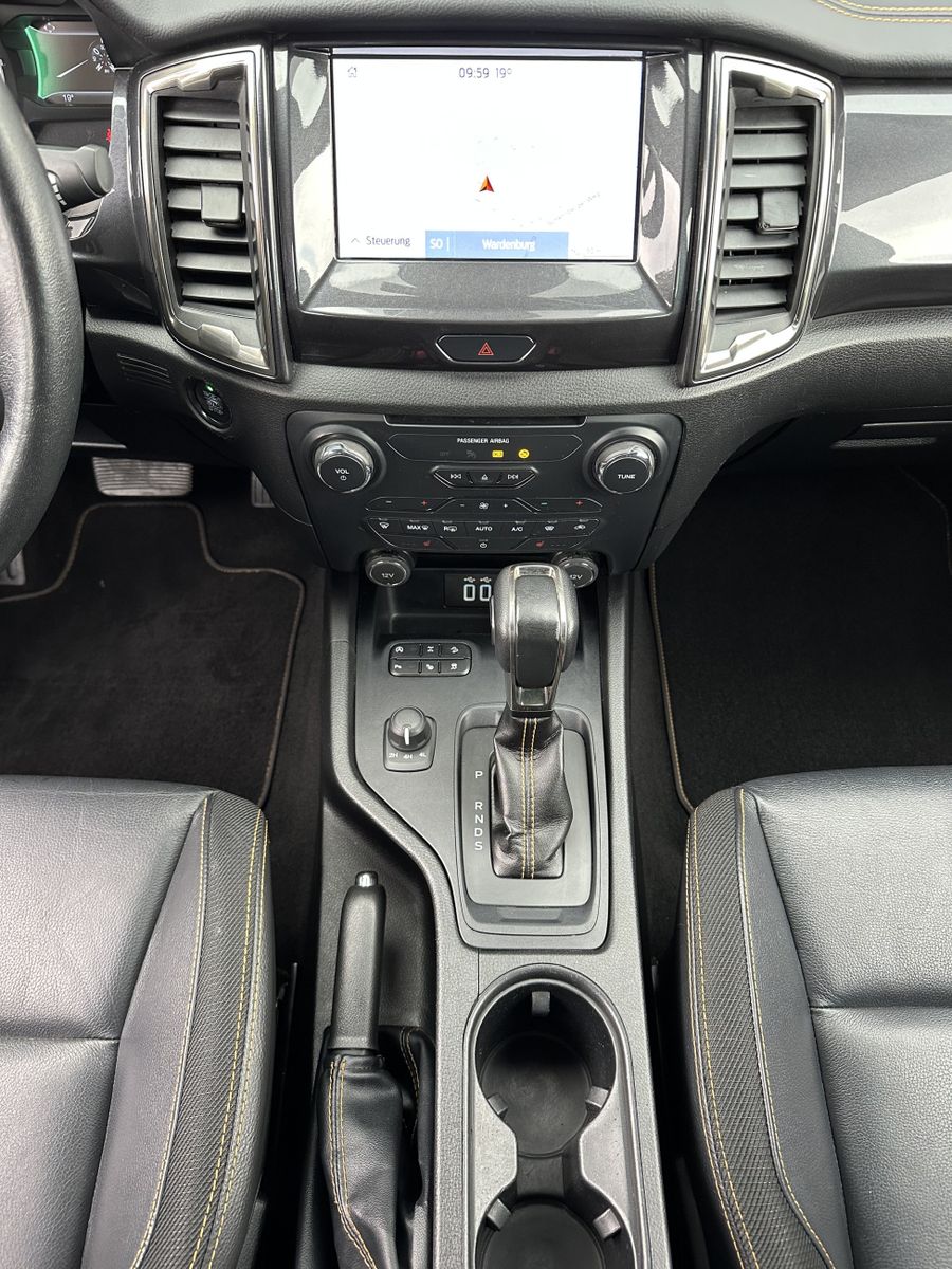 Fahrzeugabbildung Ford Ranger 2.0 EB Aut. Wildtrak DoKa 4x4 NAV+LED+AHK