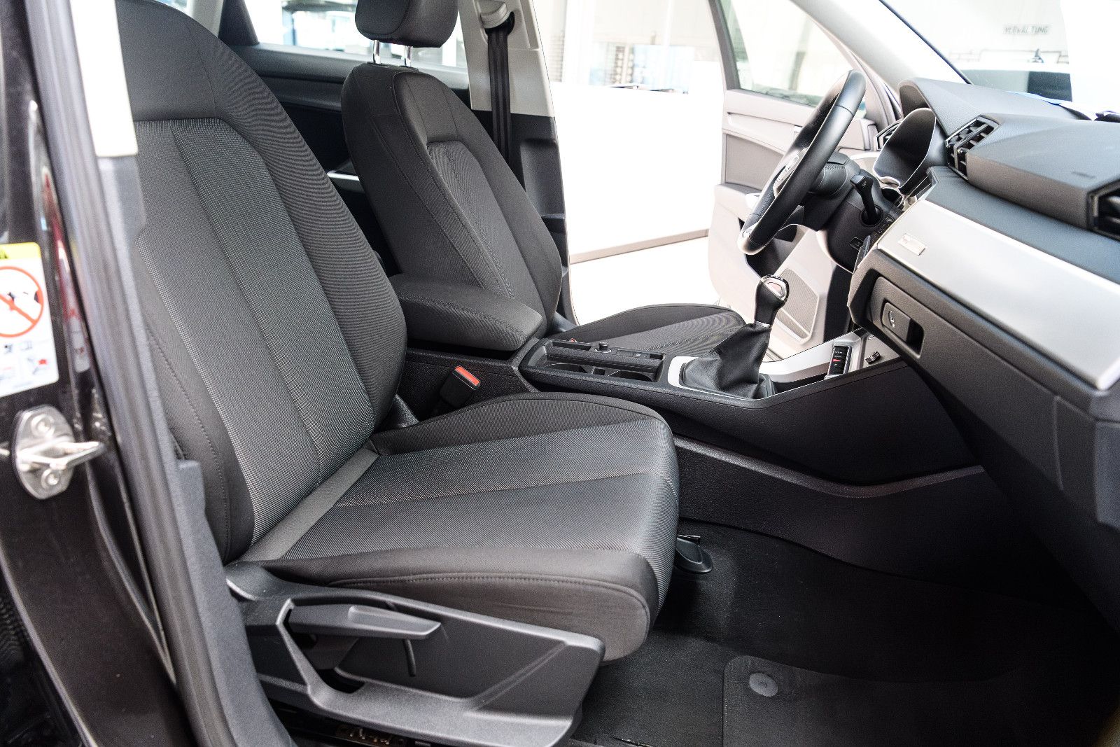 Fahrzeugabbildung Audi Q3 35 TFSI advanced +LED +KAMERA +NAVI +AHK