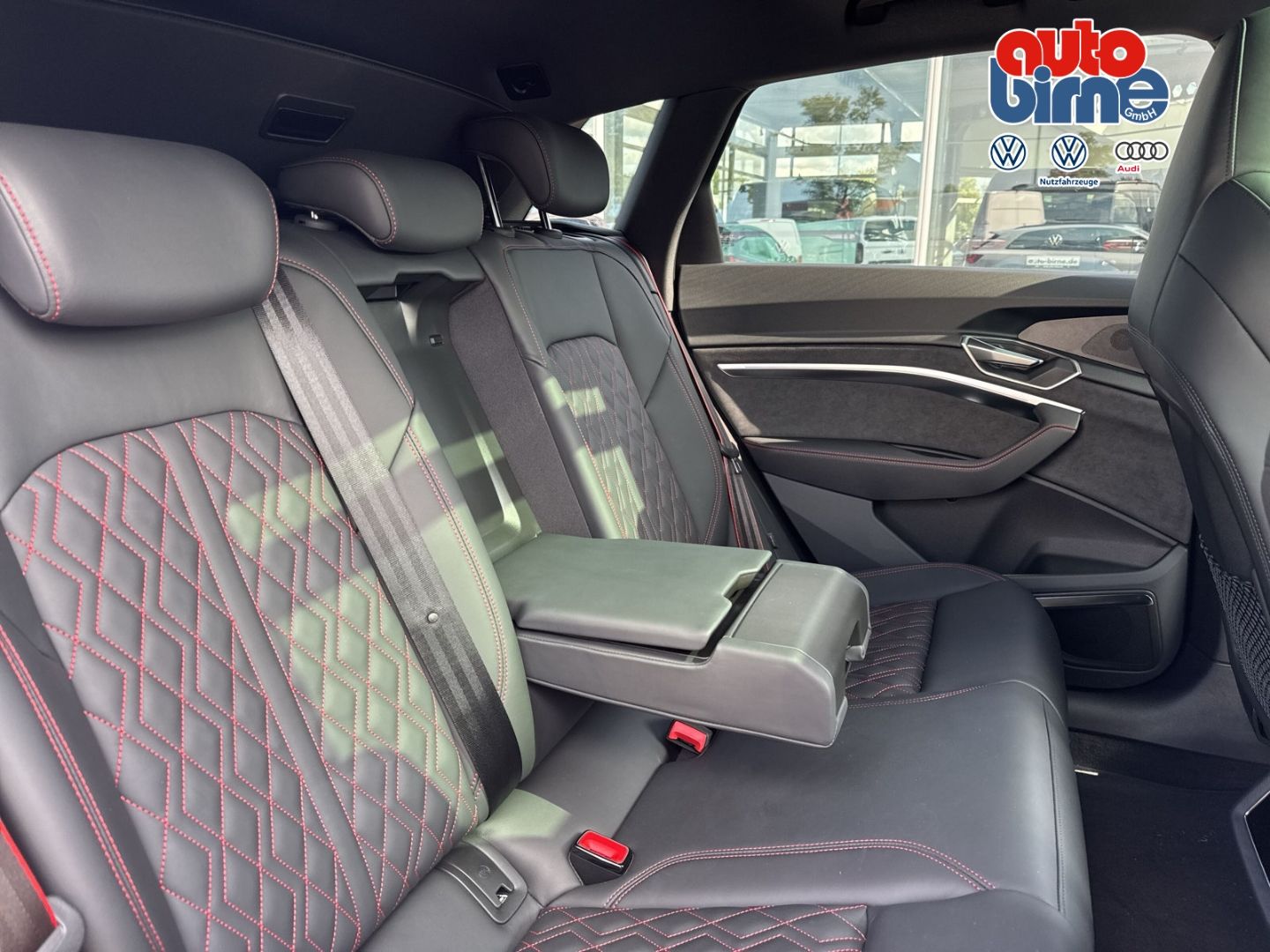 Q8 e-tron 55 quattro S line HUD Luftfederung AD 