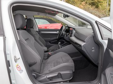 Volkswagen Golf - 3