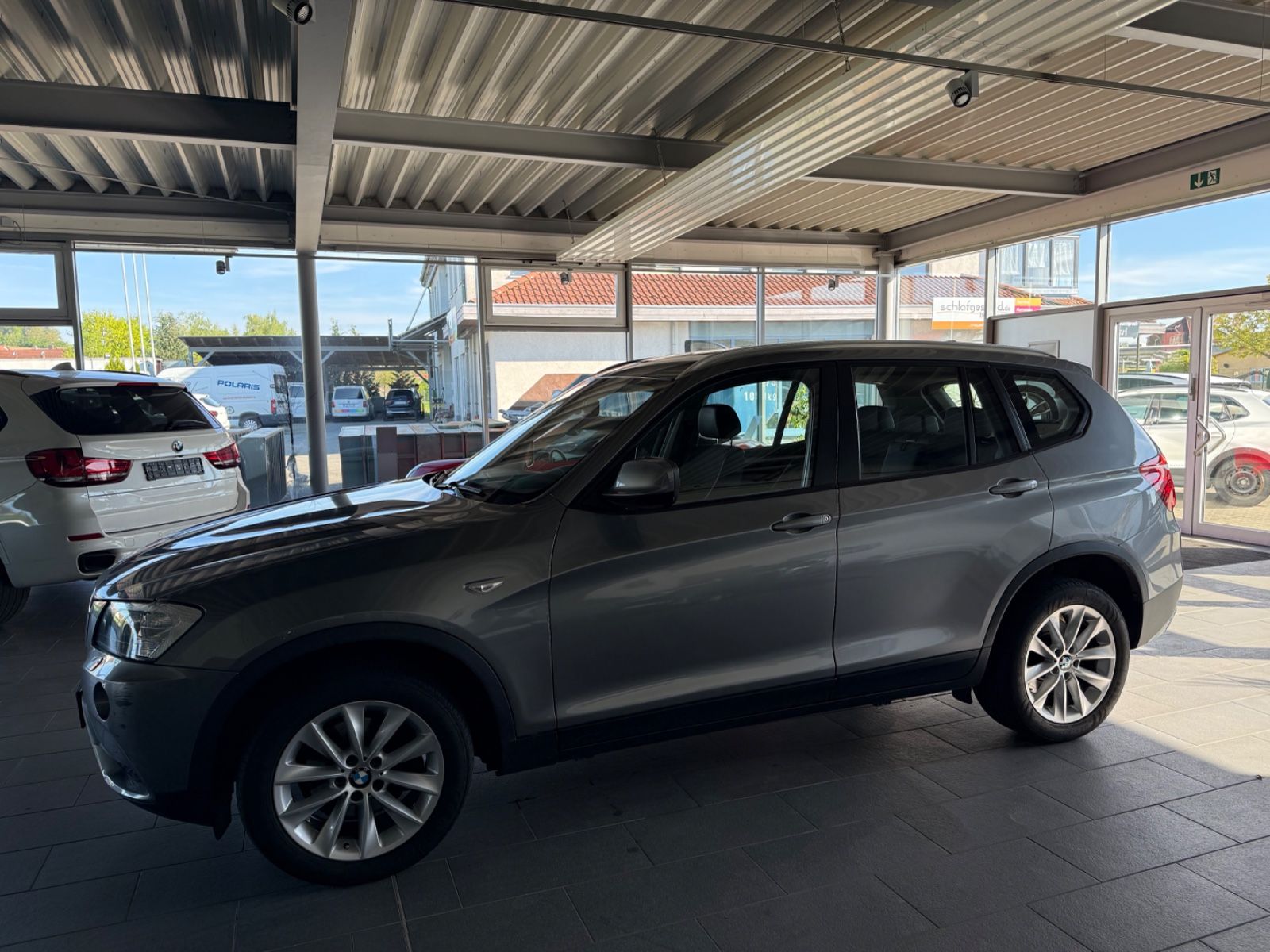Fahrzeugabbildung BMW X3 xDrive 20d Aut. * Navi * Xenon * PDC * SHZ *