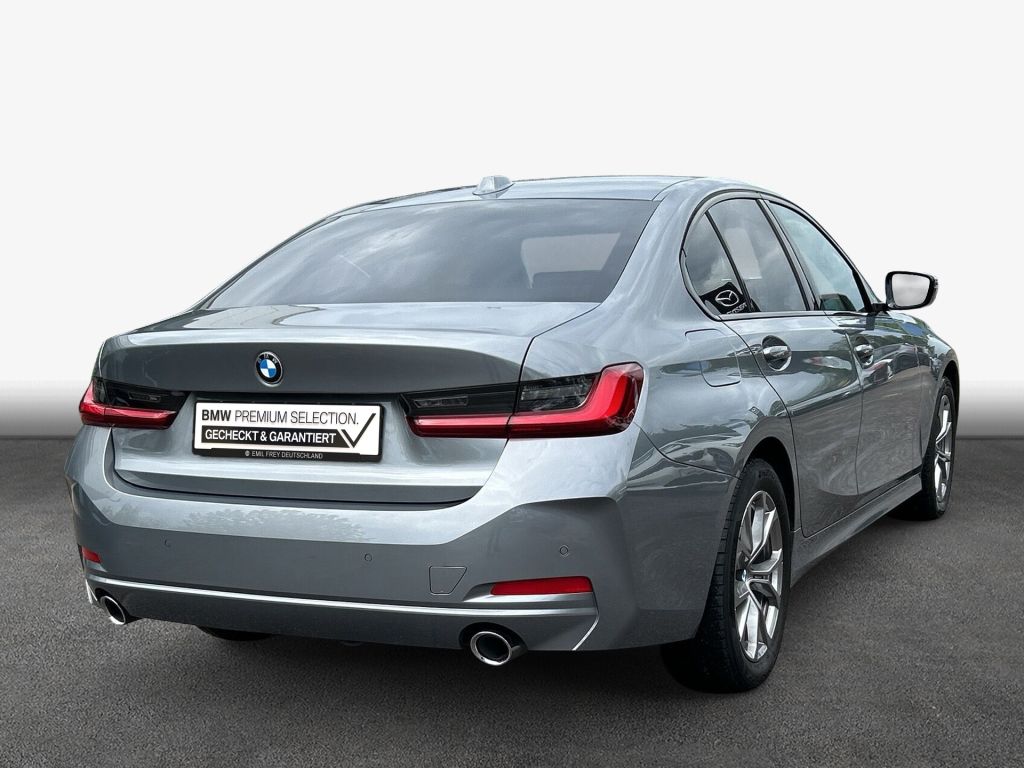 BMW 318d Aut., AHK, SHZ, PDC foto 2