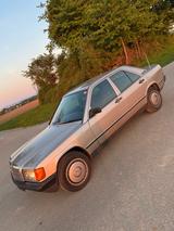 Mercedes-Benz Mercedes W 201 D 2.0 H-Zulassung 190er Bab... - Mercedes-Benz 190 mit Diesel-Antrieb: 190e